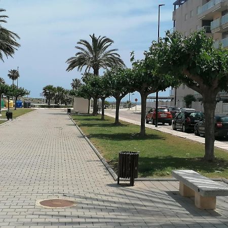 Estudio Con Patio En Daimus Ninos Y Mascotas Consultar Playa de Gandia Buitenkant foto